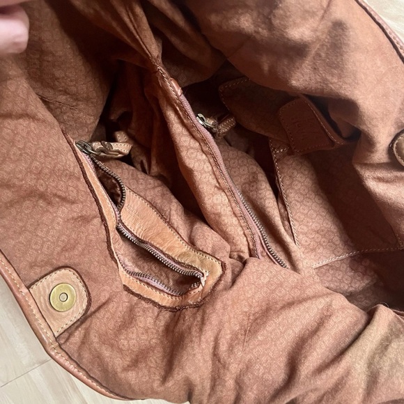 Bolsa Nova Leather Hobo Cognac Pebbled Purse - Picture 6 of 6